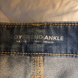 NEW Chicos Boyfriend Ankle Jeans .5